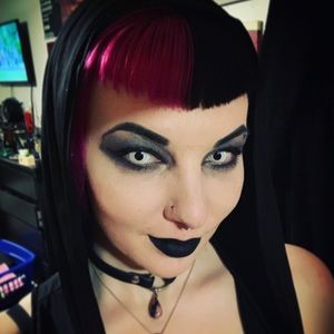 Meet your Posher, Diamond